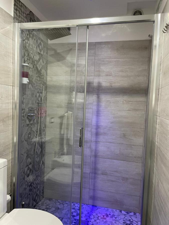 カターニアLa Casa Di Karolaアパートメント エクステリア 写真
