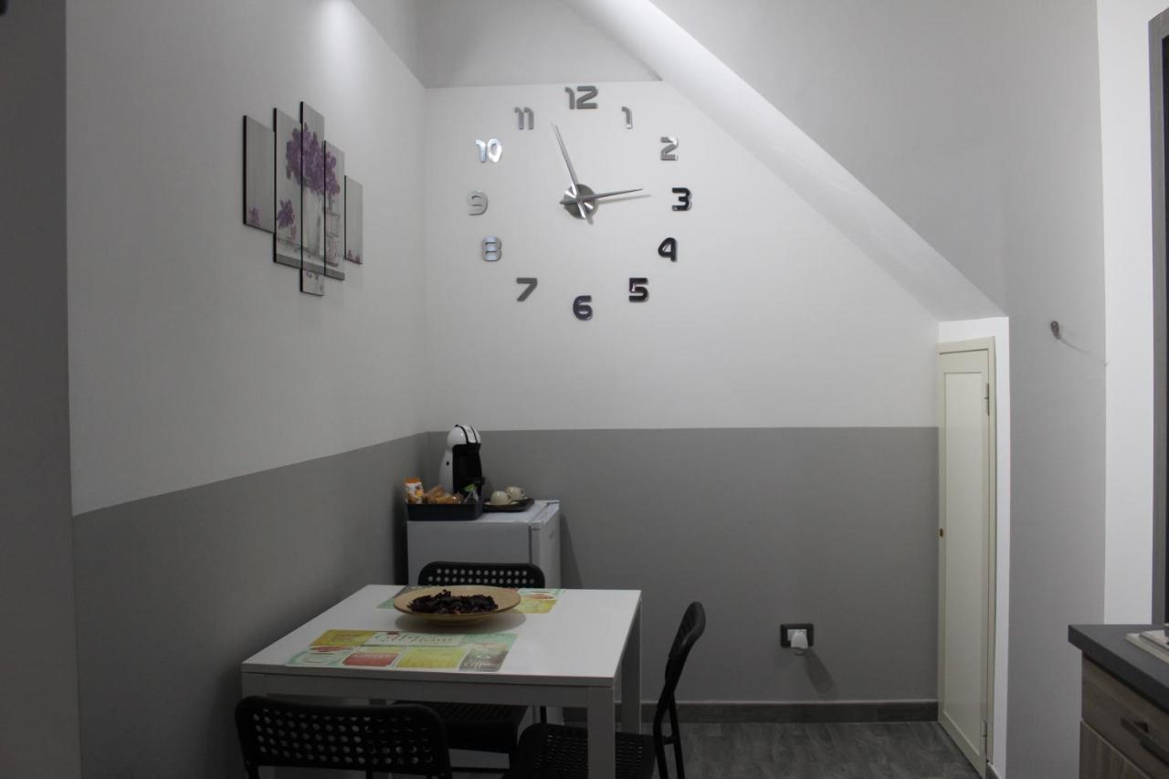 カターニアLa Casa Di Karolaアパートメント エクステリア 写真